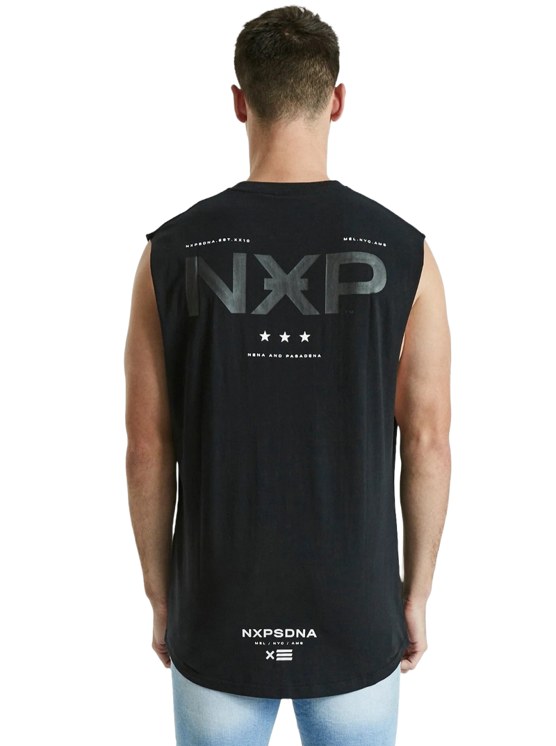 Nena And Pasadena - NXP Turn Back Scoop Back Muscle Tee - Jet Black